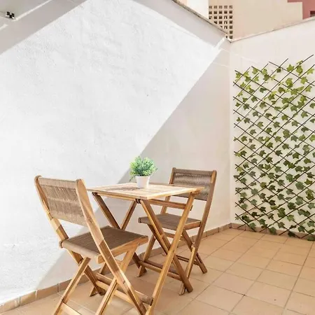 Comfortable At Capuchinos By Rems Apartment Malaga