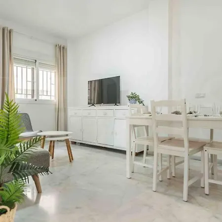 Comfortable At Capuchinos By Rems Apartment