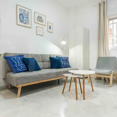 Comfortable At Capuchinos By Rems Apartment Malaga